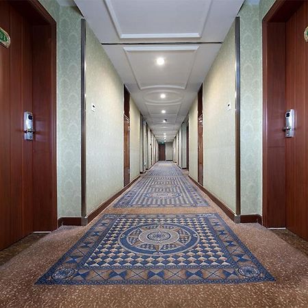 Vienna Hotel Qingyuan Lianjiang Road Esterno foto