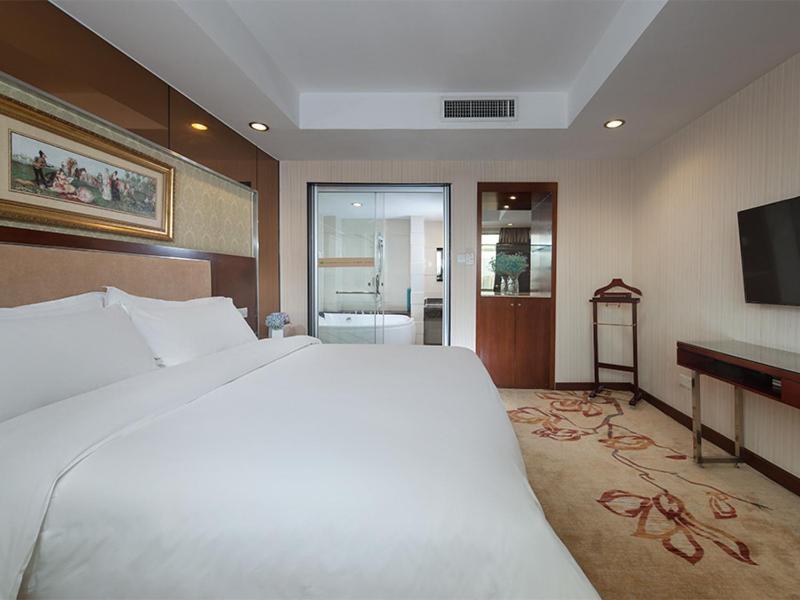 Vienna Hotel Qingyuan Lianjiang Road Esterno foto