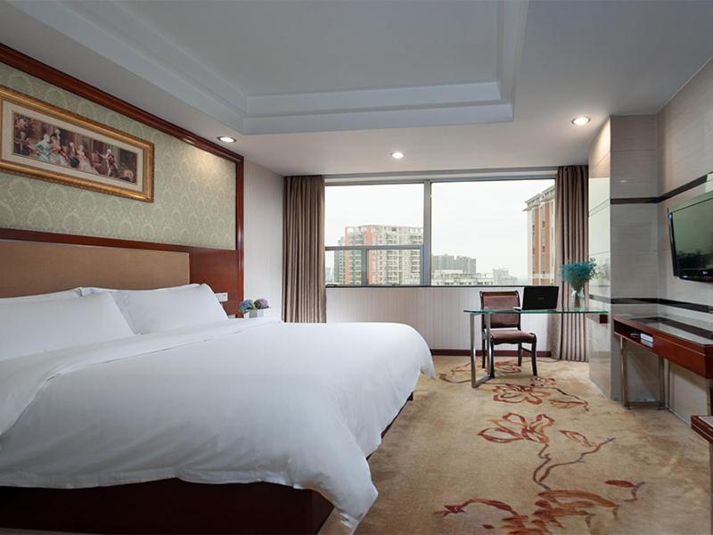 Vienna Hotel Qingyuan Lianjiang Road Esterno foto
