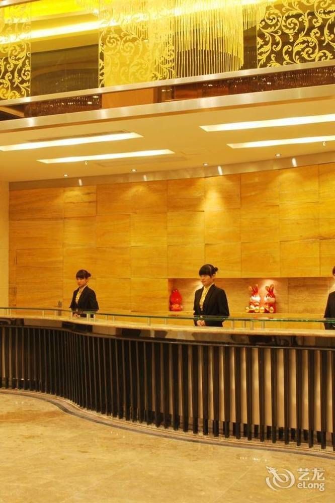 Vienna Hotel Qingyuan Lianjiang Road Esterno foto